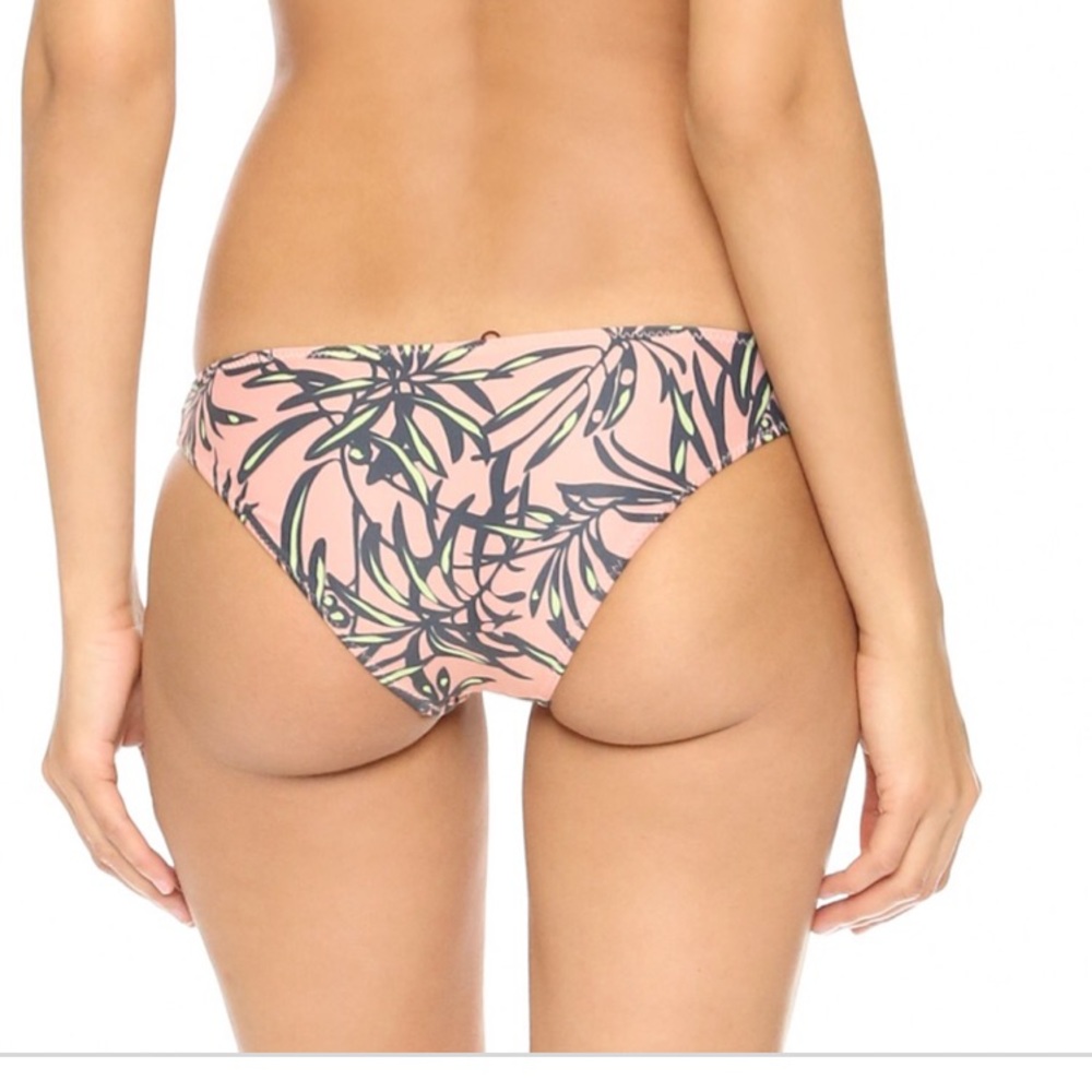 Seea Solimar Reversible Bottom - Picture 2 of 8